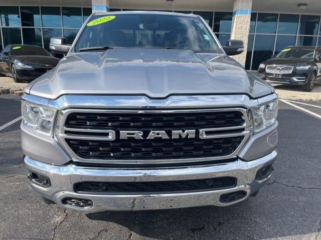 RAM 1500 Big Horn 4x4 Crew Cab 5'7" Box 2022