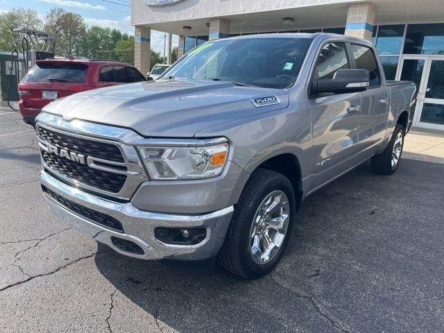 RAM 1500 Big Horn 4x4 Crew Cab 5'7" Box 2022