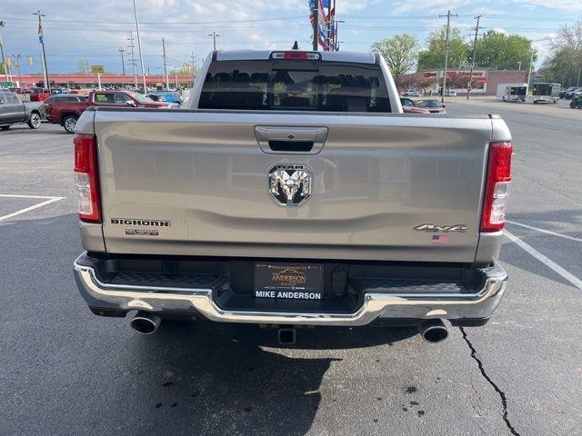 RAM 1500 Big Horn 4x4 Crew Cab 5'7" Box 2022
