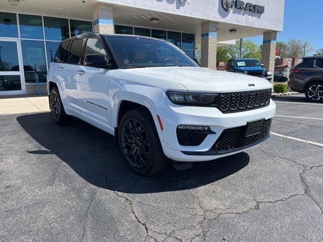 Jeep Grand Cherokee 4xe Summit 4x4 2023