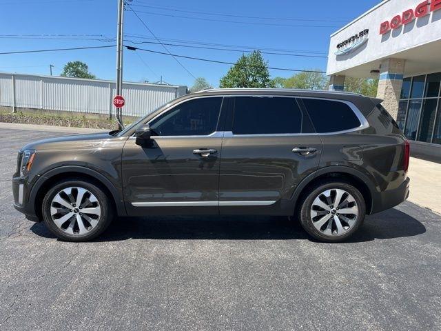 Kia Telluride S FWD 2022