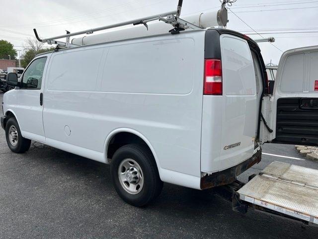 Chevrolet Express Cargo Van RWD 3500 135" 2019