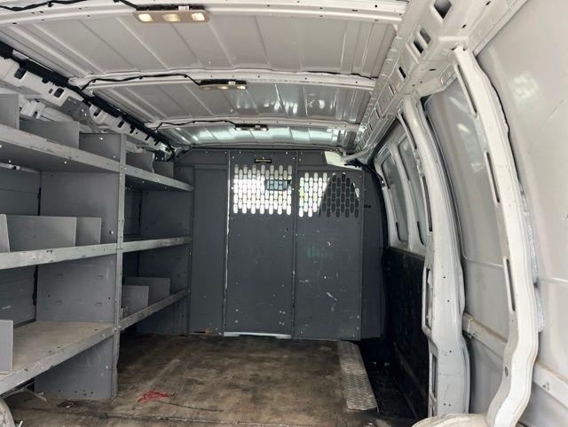Chevrolet Express Cargo Van RWD 3500 135" 2019