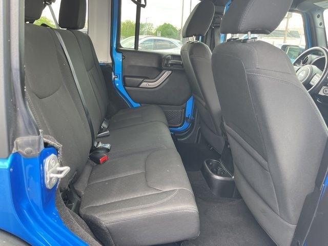 Jeep Wrangler Unlimited 4WD 4dr Sport 2014