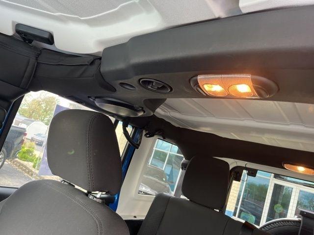 Jeep Wrangler Unlimited 4WD 4dr Sport 2014
