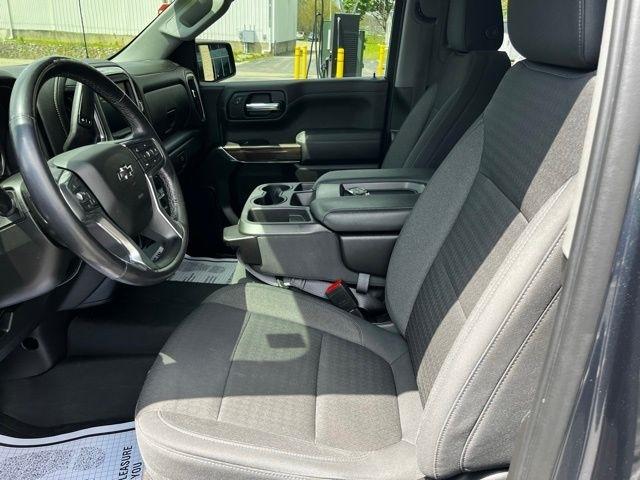 Chevrolet Silverado 1500 4WD Crew Cab 147" RST 2021