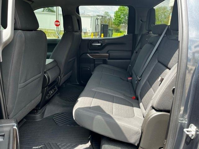 Chevrolet Silverado 1500 4WD Crew Cab 147" RST 2021