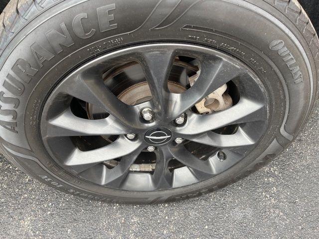 Chrysler Pacifica Touring L FWD 2021