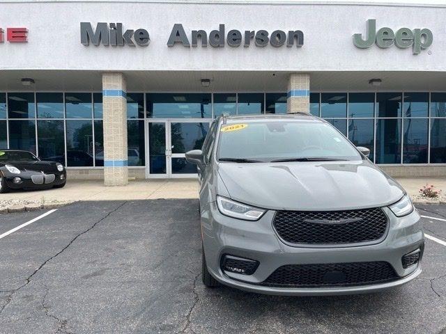 Chrysler Pacifica Touring L FWD 2021
