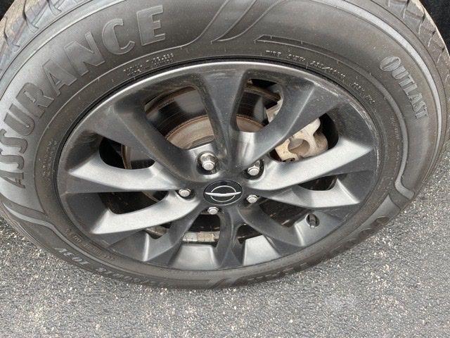 Chrysler Pacifica Touring L FWD 2021
