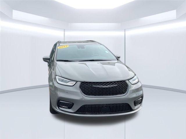 Chrysler Pacifica Touring L FWD 2021