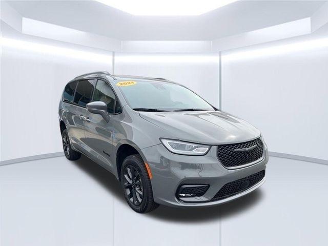 Chrysler Pacifica Touring L FWD 2021