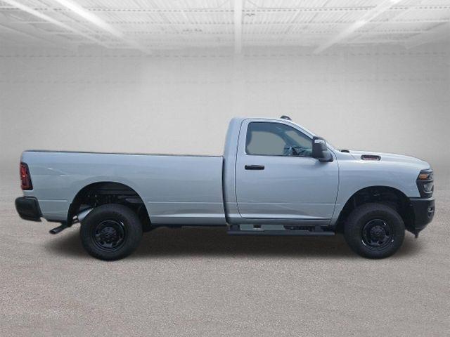 RAM 2500 Tradesman 4x4 Reg Cab 8' Box 2026