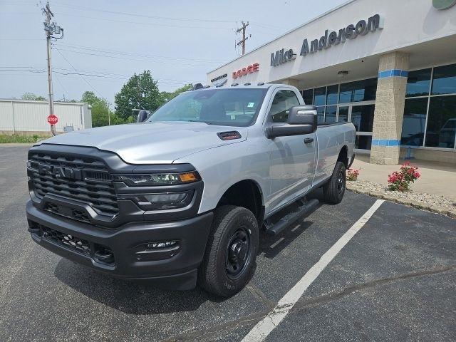 RAM 2500 Tradesman 4x4 Reg Cab 8' Box 2026