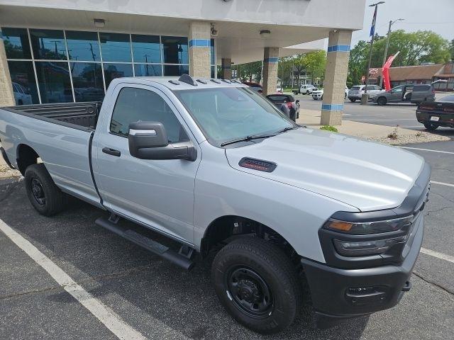 RAM 2500 Tradesman 4x4 Reg Cab 8' Box 2026