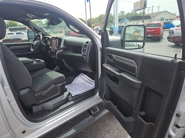 RAM 2500 Tradesman 4x4 Reg Cab 8' Box 2026