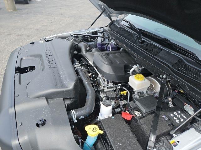 RAM 2500 Tradesman 4x4 Reg Cab 8' Box 2026