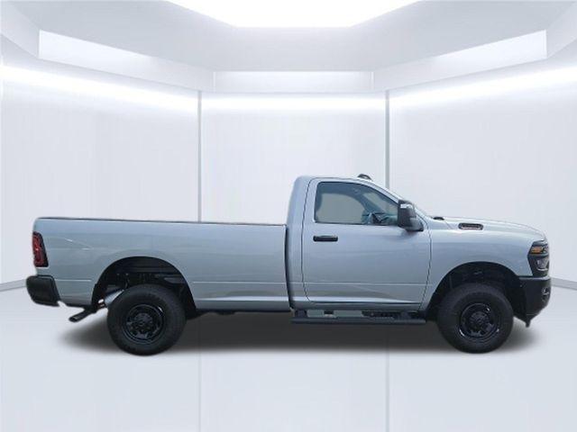 RAM 2500 Tradesman 4x4 Reg Cab 8' Box 2026