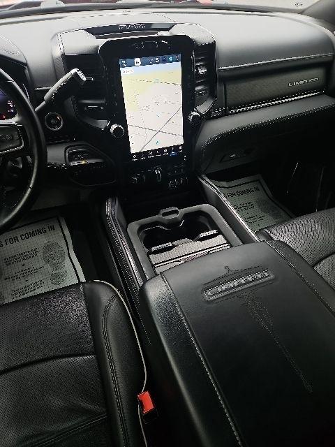 RAM 3500 Limited 4x4 Crew Cab 8' Box 2024