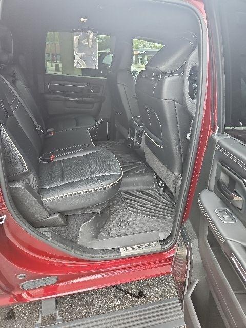 RAM 3500 Limited 4x4 Crew Cab 8' Box 2024