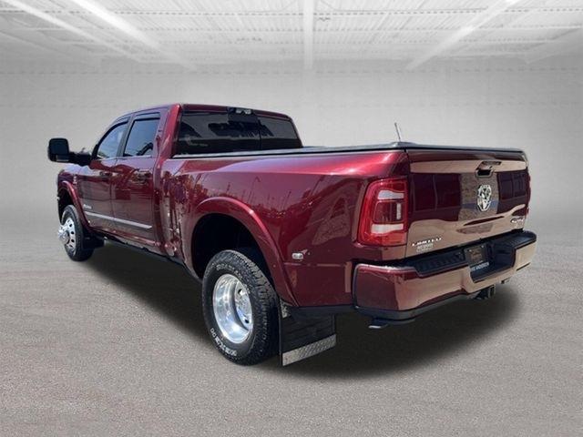RAM 3500 Limited 4x4 Crew Cab 8' Box 2024
