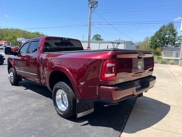 RAM 3500 Limited 4x4 Crew Cab 8' Box 2024