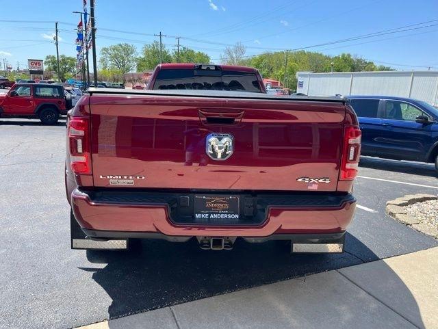 RAM 3500 Limited 4x4 Crew Cab 8' Box 2024