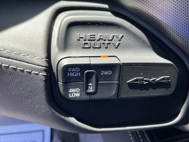 RAM 3500 Limited 4x4 Crew Cab 8' Box 2024