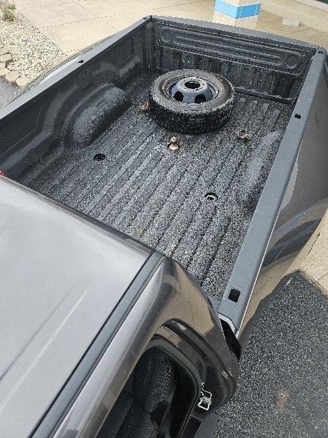 RAM 3500 Big Horn 4x4 Crew Cab 8' Box 2024