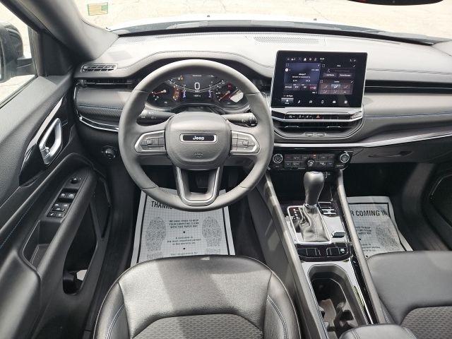 Jeep Compass Latitude 4x4 2025