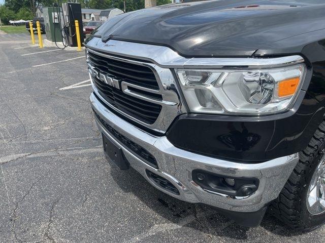 RAM 1500 Big Horn 4x4 Crew Cab 5'7" Box 2021