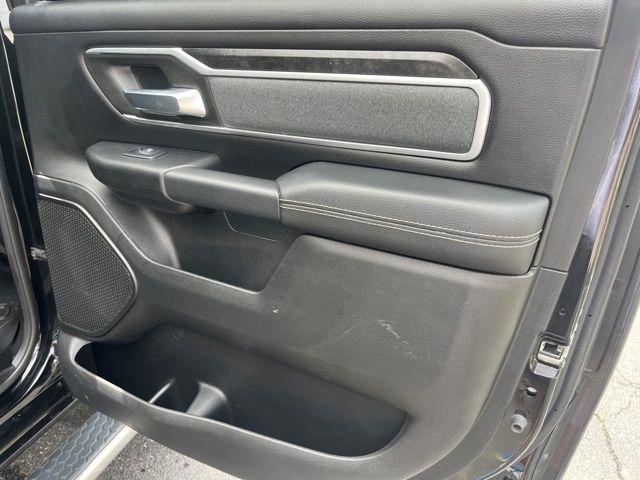 RAM 1500 Big Horn 4x4 Crew Cab 5'7" Box 2021