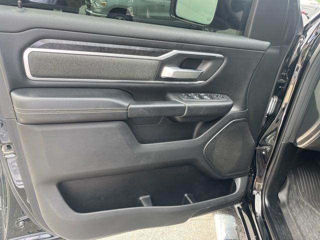 RAM 1500 Big Horn 4x4 Crew Cab 5'7" Box 2021