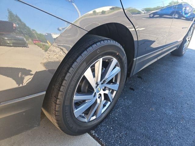 Chevrolet Equinox FWD 4dr Premier 2022