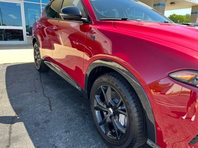 Dodge Hornet R/T Plus EAWD *Ltd Avail* 2024