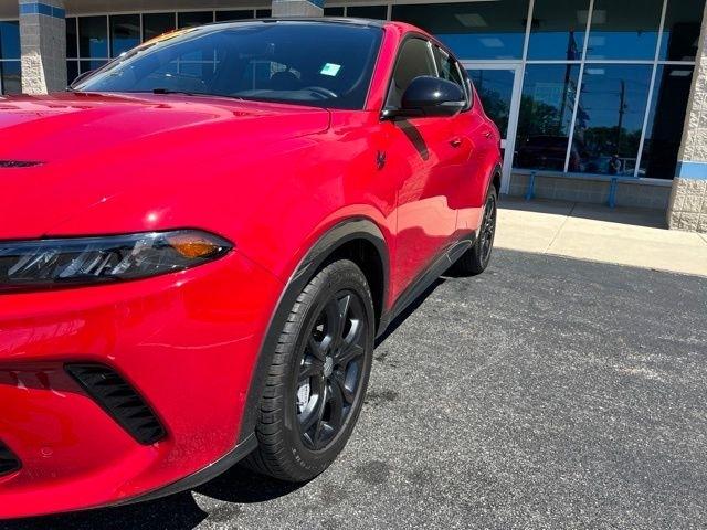 Dodge Hornet R/T Plus EAWD *Ltd Avail* 2024