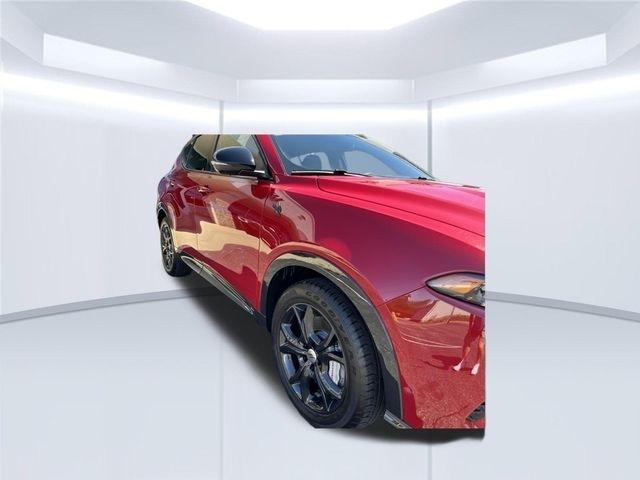 Dodge Hornet R/T Plus EAWD *Ltd Avail* 2024