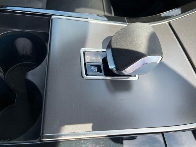 Land Rover Range Rover Velar P250 Dynamic SE 2025