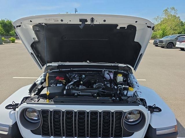 Jeep Gladiator Sahara 4x4 2026