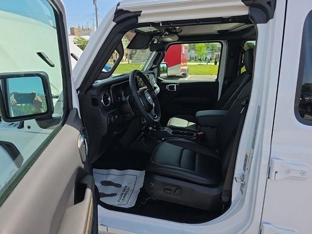 Jeep Gladiator Sahara 4x4 2026