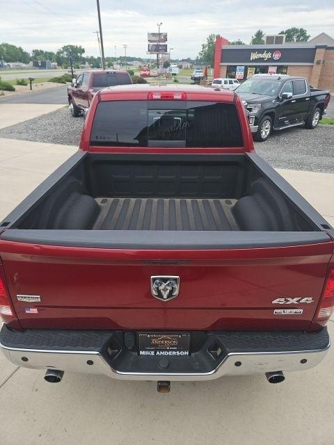 RAM 1500 4WD Crew Cab 140.5" Laramie 2011