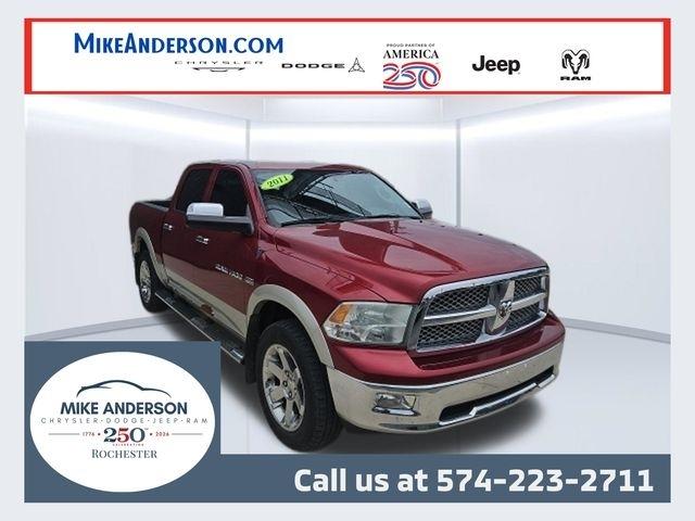 2011 RAM 1500 4WD Crew Cab 140.5" Laramie