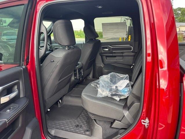 RAM 2500 Big Horn 4x4 Crew Cab 6'4" Box 2026