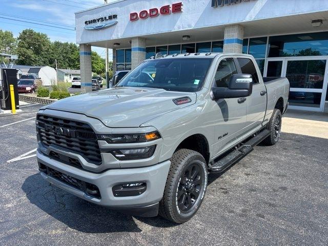 RAM 2500 Big Horn 4x4 Crew Cab 6'4" Box 2026