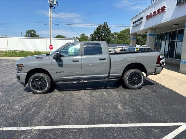 RAM 2500 Big Horn 4x4 Crew Cab 6'4" Box 2026
