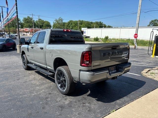 RAM 2500 Big Horn 4x4 Crew Cab 6'4" Box 2026