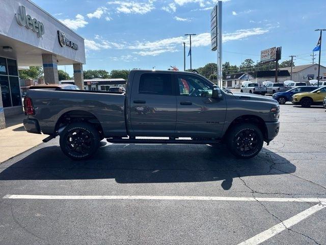 RAM 2500 Big Horn 4x4 Crew Cab 6'4" Box 2026