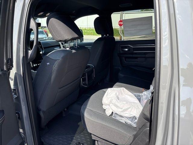 RAM 2500 Big Horn 4x4 Crew Cab 6'4" Box 2026