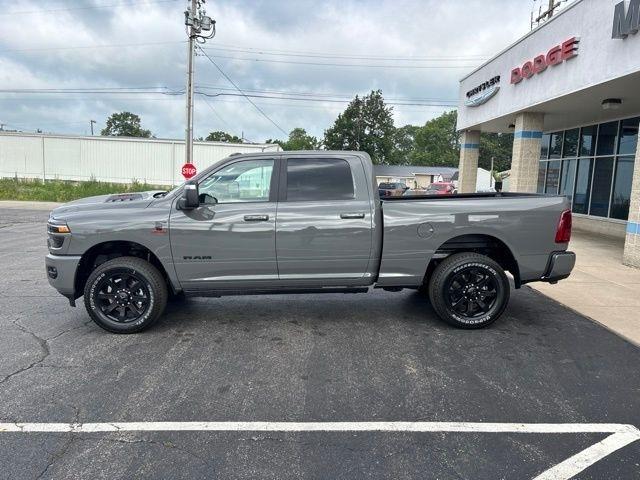 RAM 2500 Laramie 4x4 Crew Cab 6'4" Box 2026