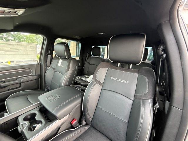 RAM 2500 Laramie 4x4 Crew Cab 6'4" Box 2026